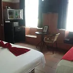 Hotel Casa Abril