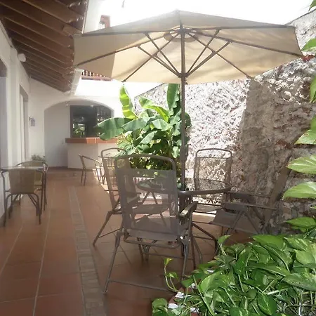 Casa Abril Hotel